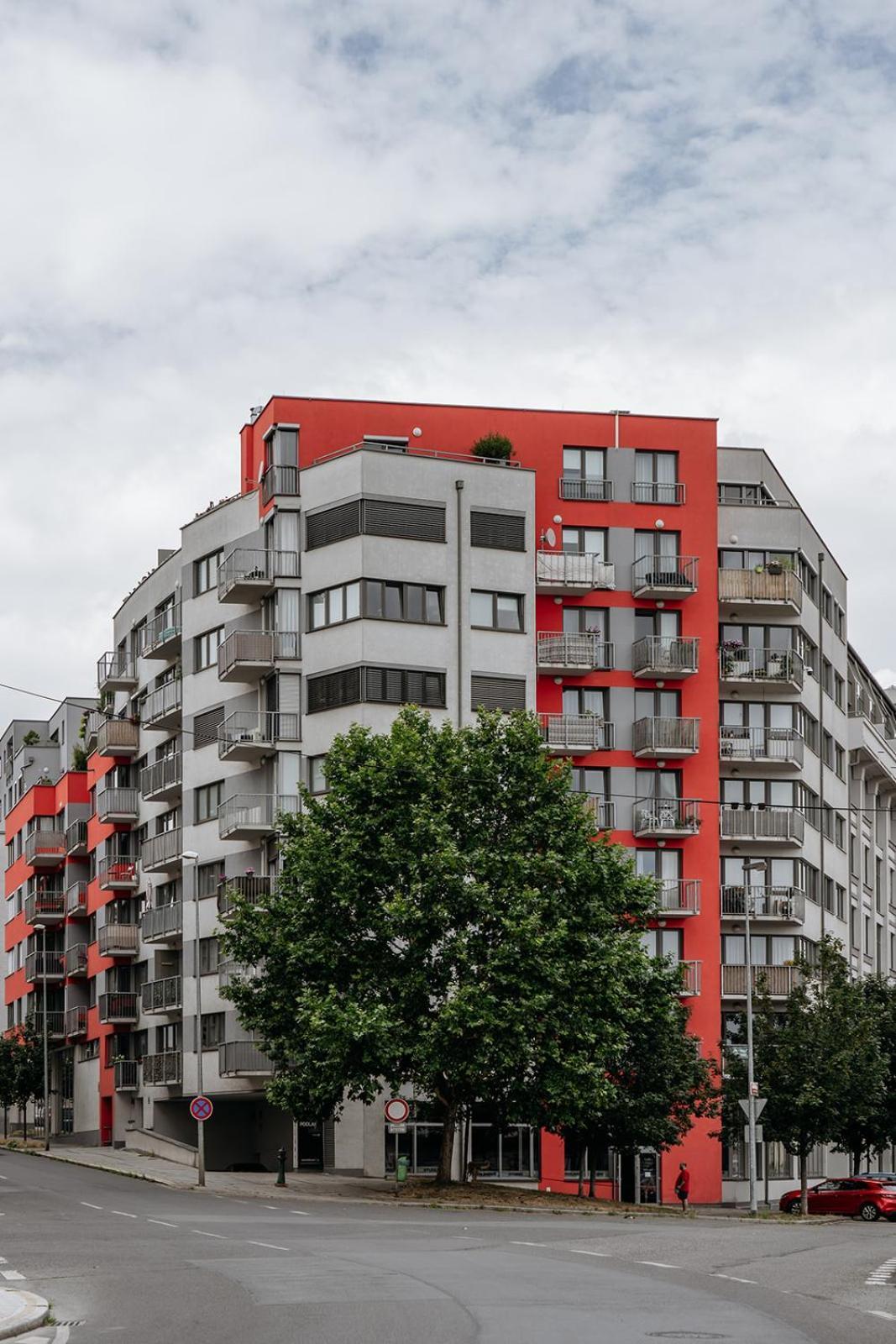 Prague Days - Bright Apartment - Balcony - Private Parking מראה חיצוני תמונה