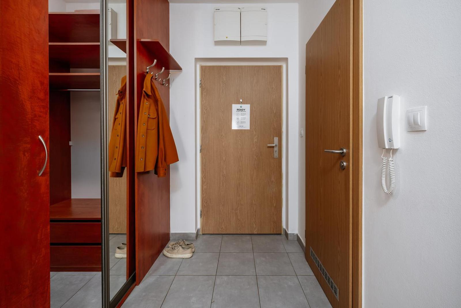 Prague Days - Bright Apartment - Balcony - Private Parking מראה חיצוני תמונה